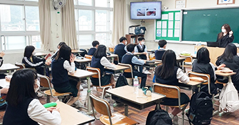 올댓뷰티아카데미 특수 분장이 궁금해? 나만 따라해봐! (용문중학교 특수분장 특강)