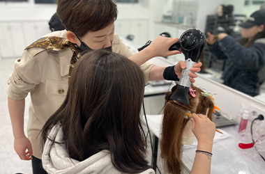 올댓뷰티아카데미 볼륨 팡팡! 업스타일 수업 현장