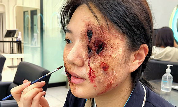 올댓뷰티아카데미  눈이 있다, 없다! 특수분장의 마법